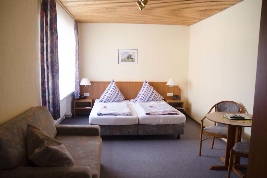 Hotel Zum Wikinger Neßmersiel Camera foto