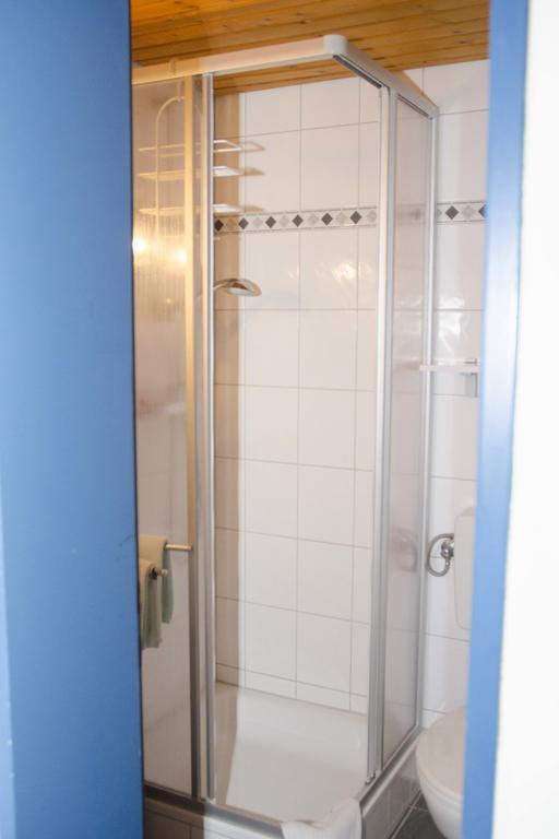 Hotel Zum Wikinger Neßmersiel Esterno foto