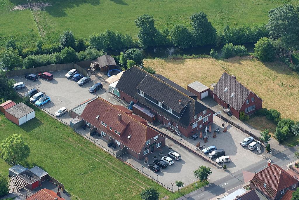 Hotel Zum Wikinger Neßmersiel Esterno foto